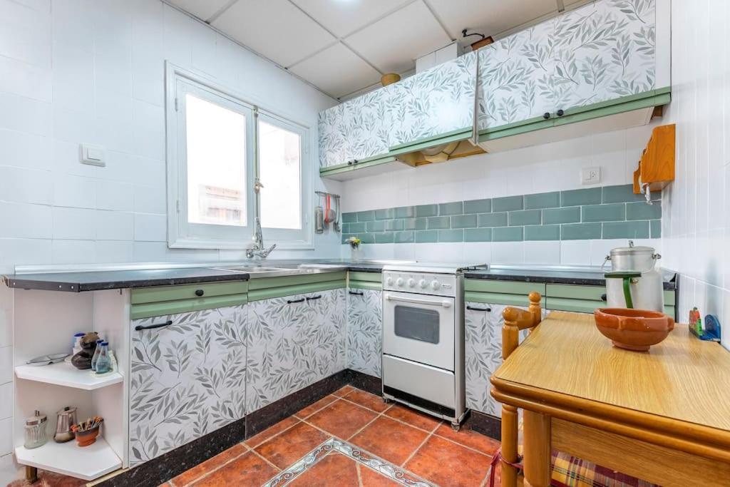 Piso En Pueblo Cerca De La Costa Apartman Elda Kültér fotó